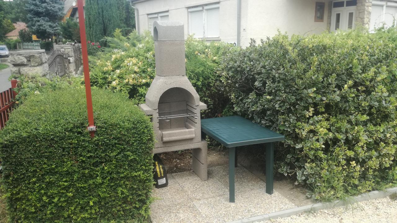 Kéri Vendégház Mosonmagyarovar Exterior foto